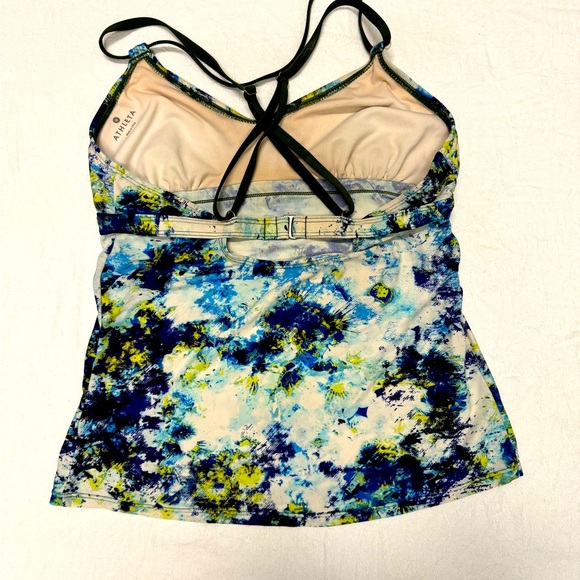 COPY - Athleta tankini. Excellent condition. Flattering fit. - Picture 4 of 5